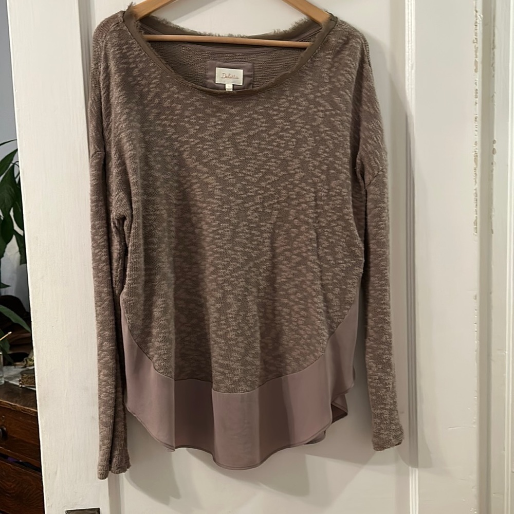 Anthropologie sweater/blouse